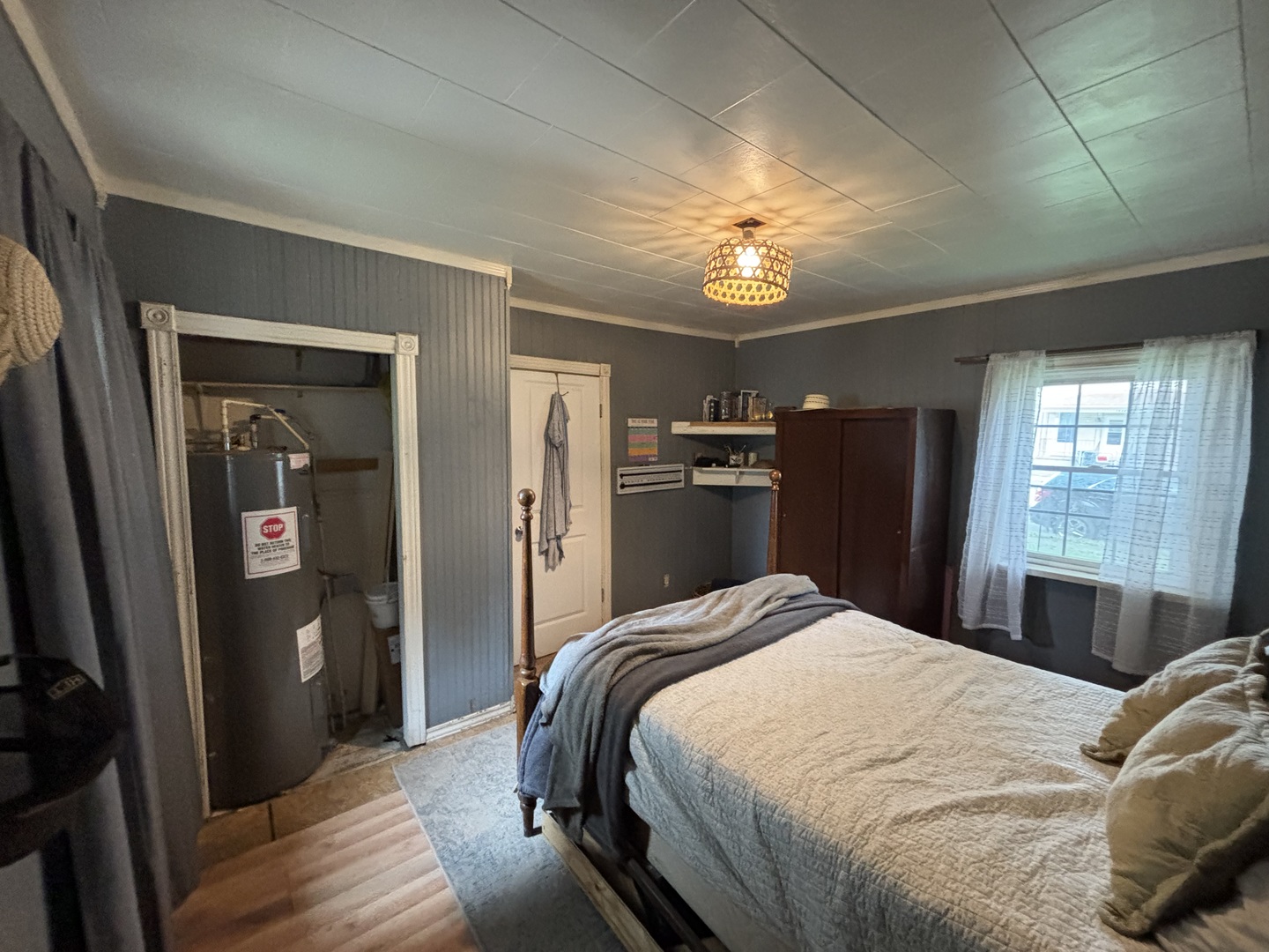 main property photo 5