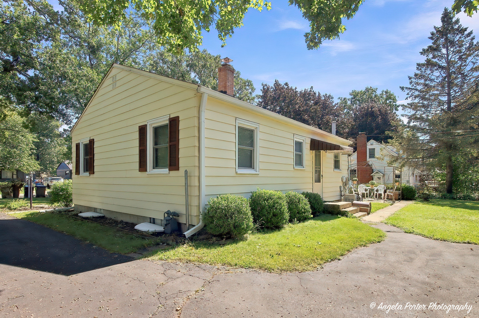main property photo 2