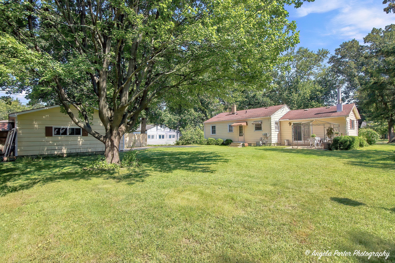 main property photo 25