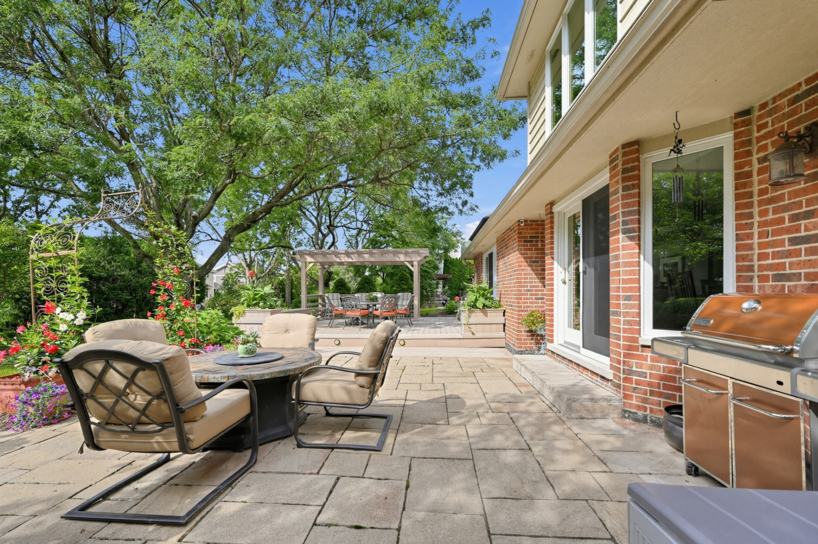 main property photo 30