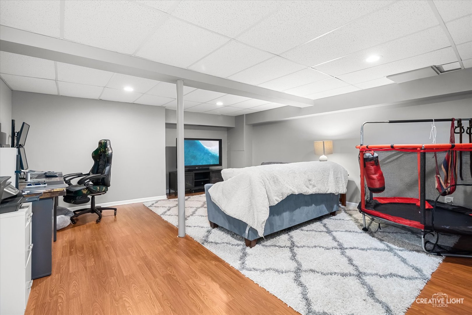 main property photo 23