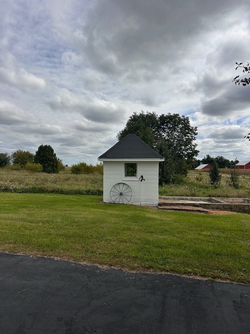 main property photo 12