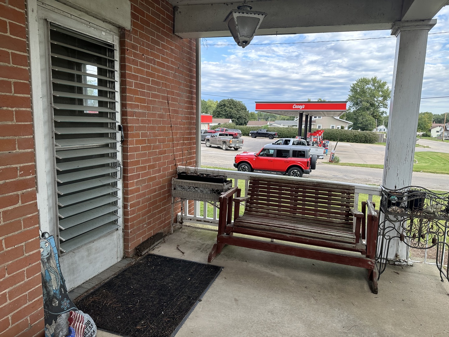 main property photo 9