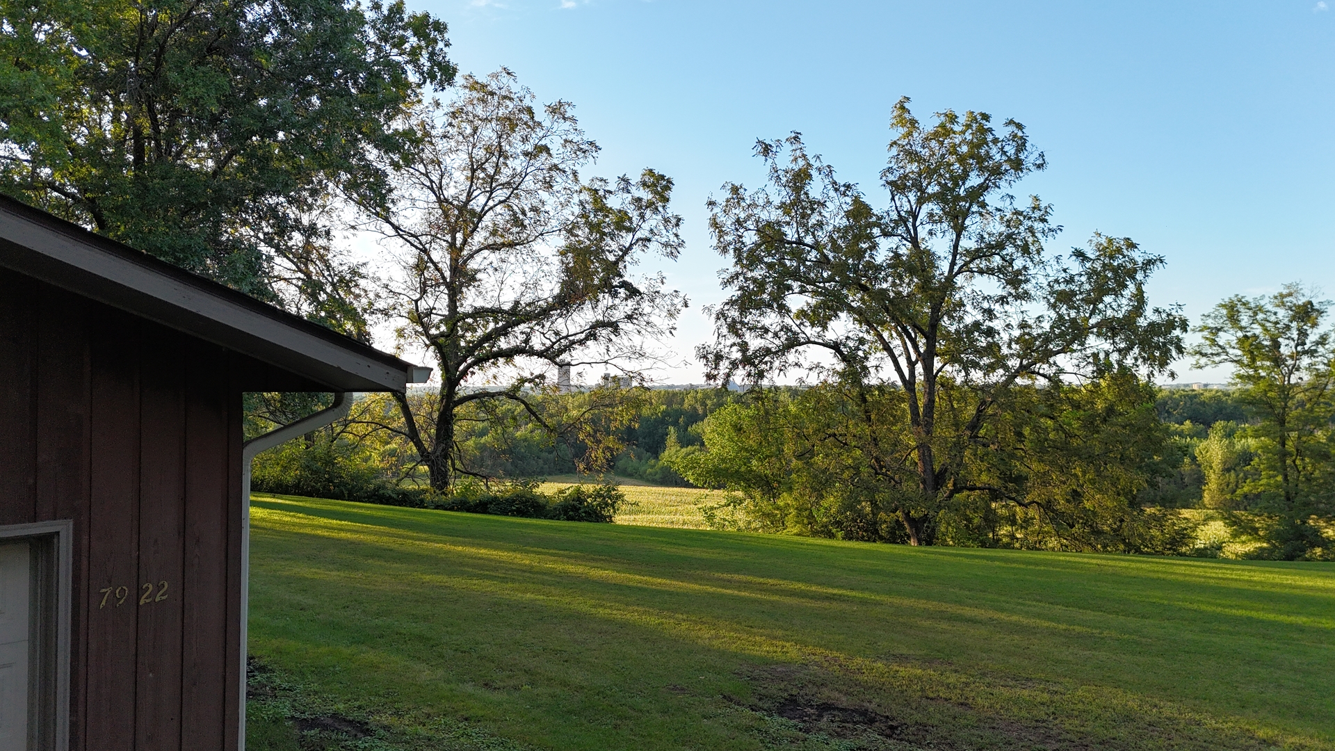 main property photo 31
