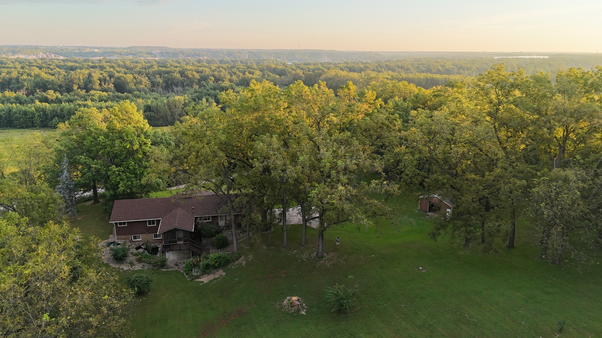 main property photo 36