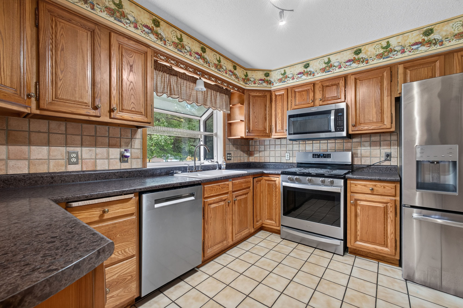 main property photo 20