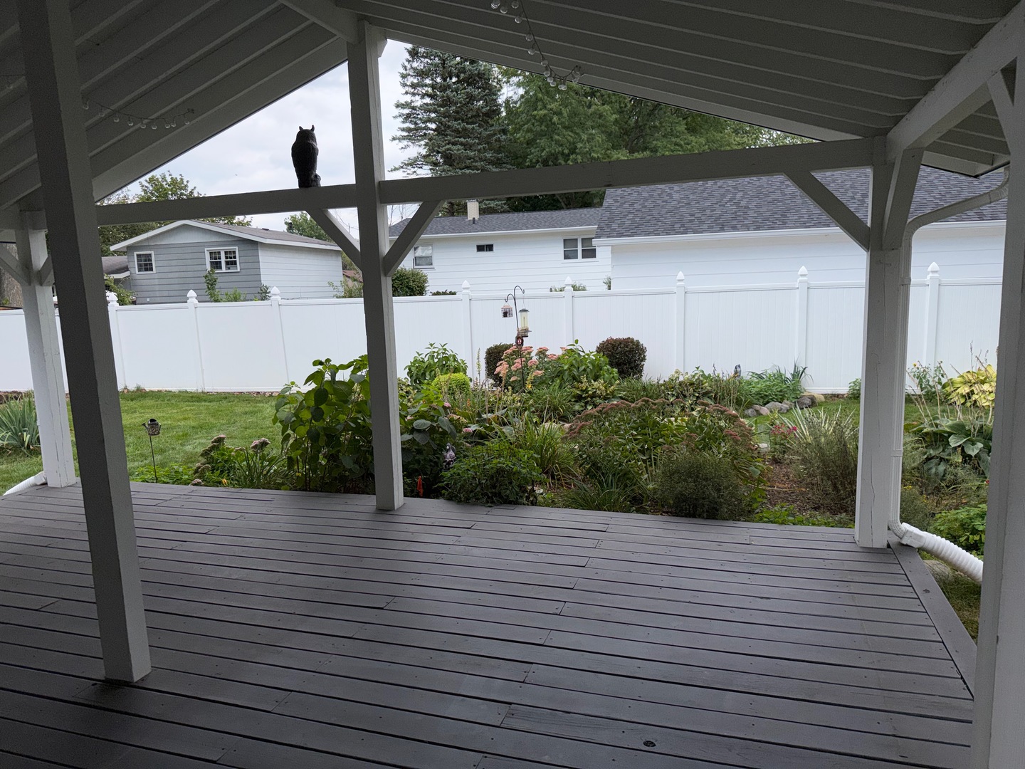 main property photo 16