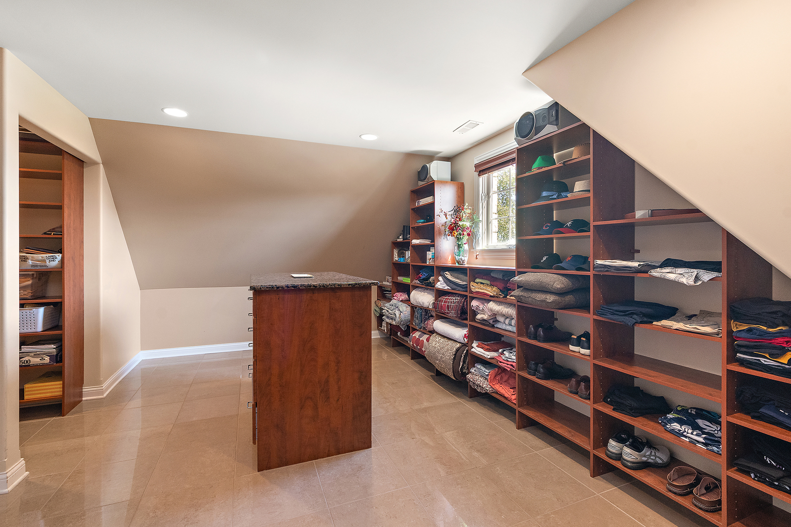 main property photo 59