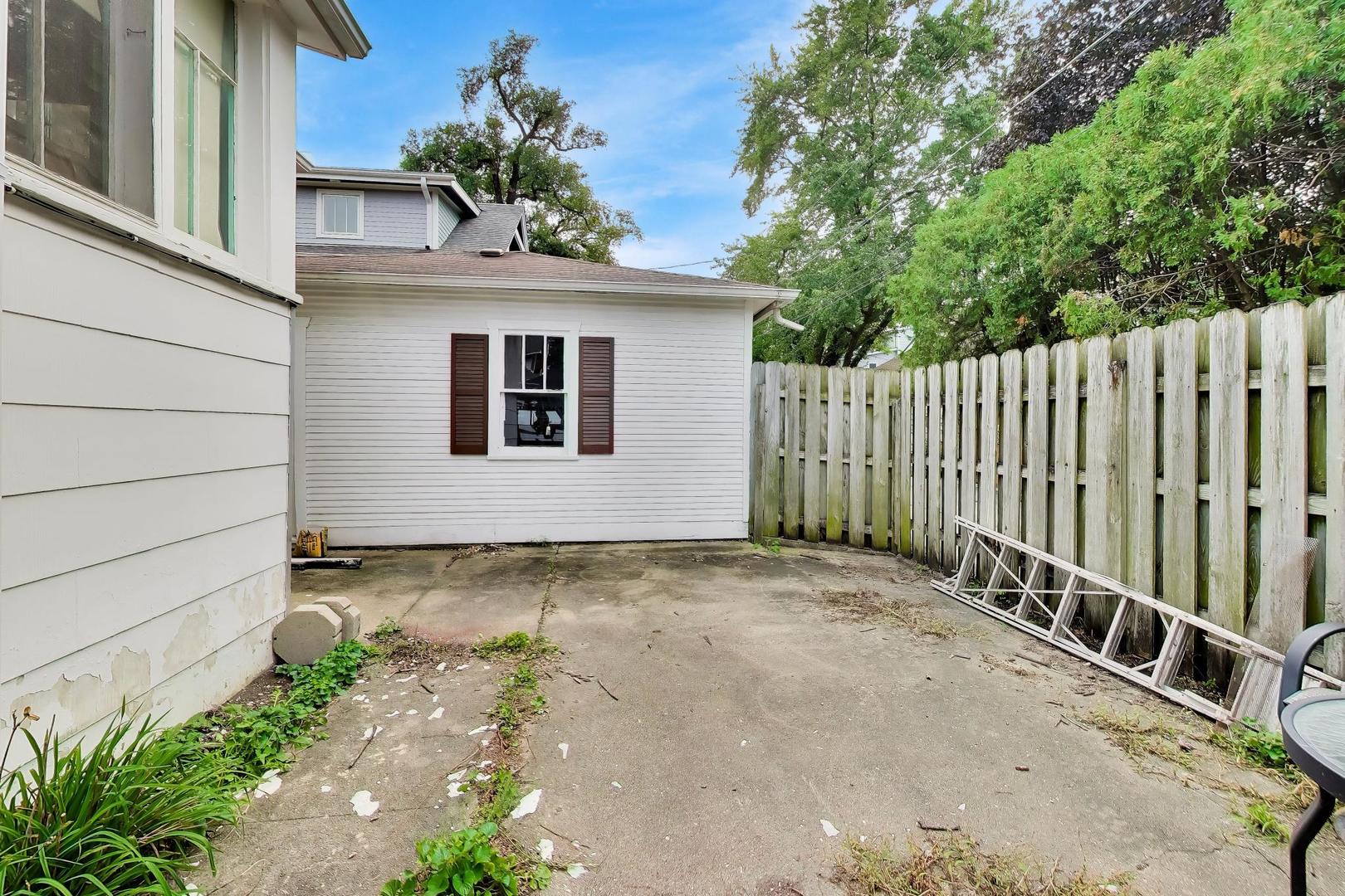 property viewer photo 22