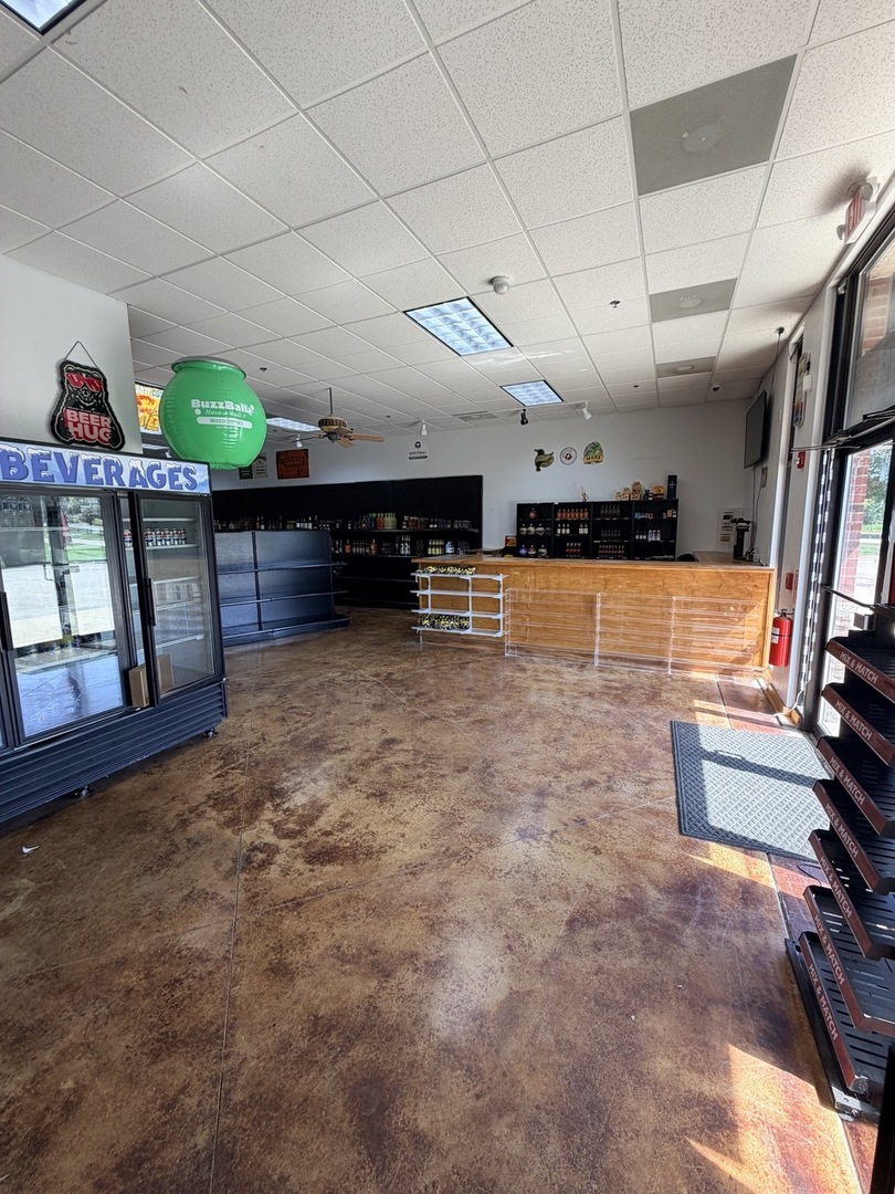 main property photo 7