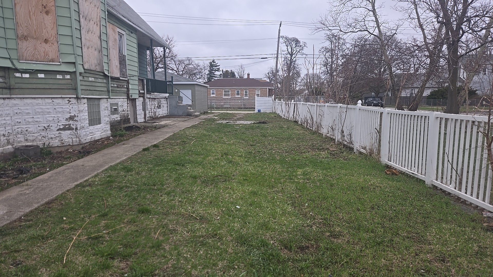 main property photo 19