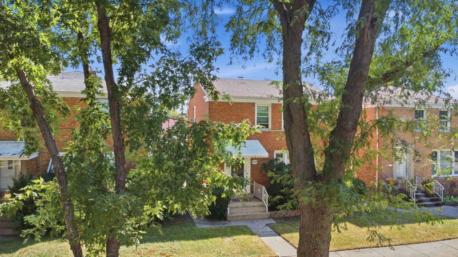 main property photo 44