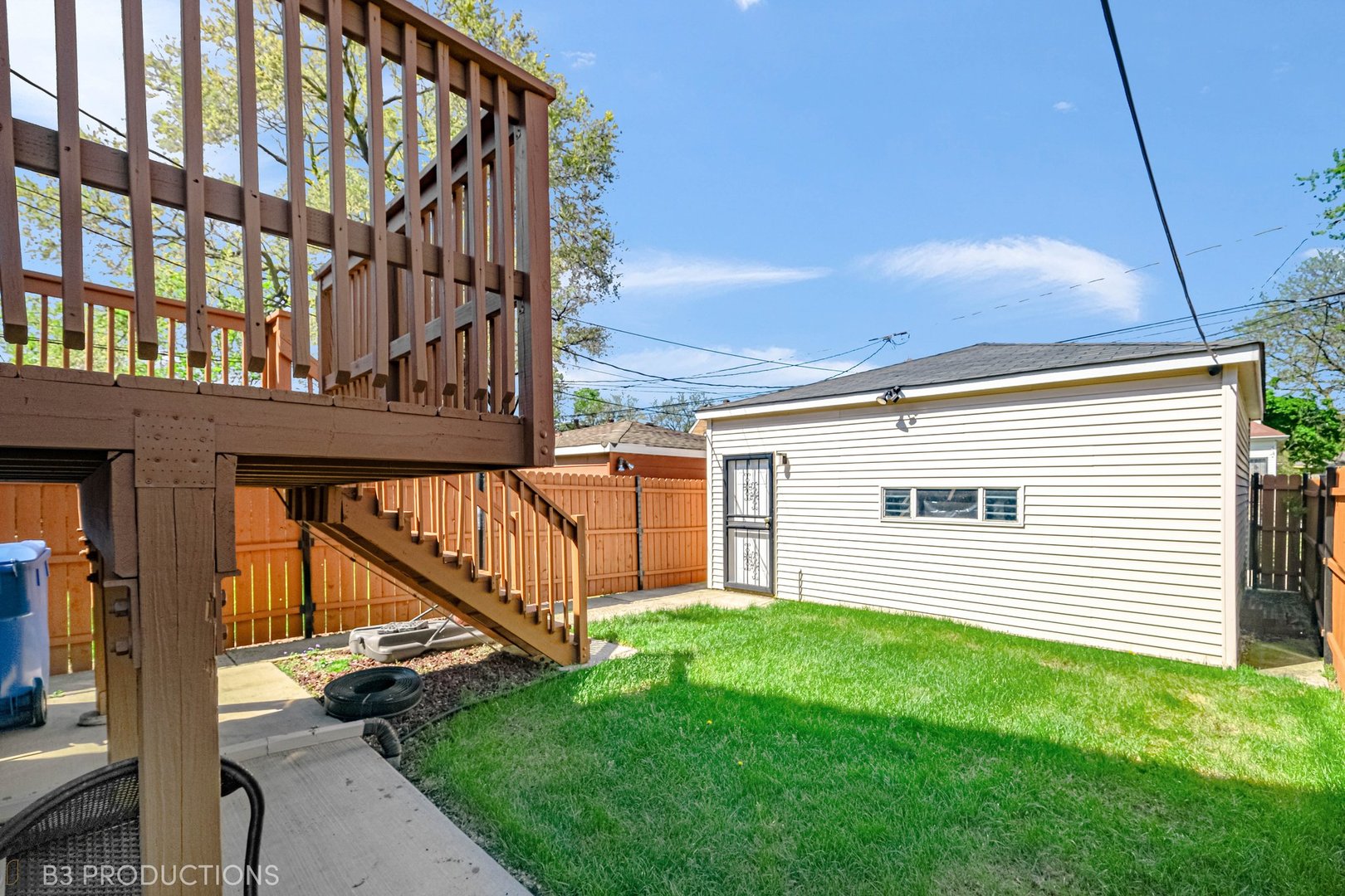main property photo 17