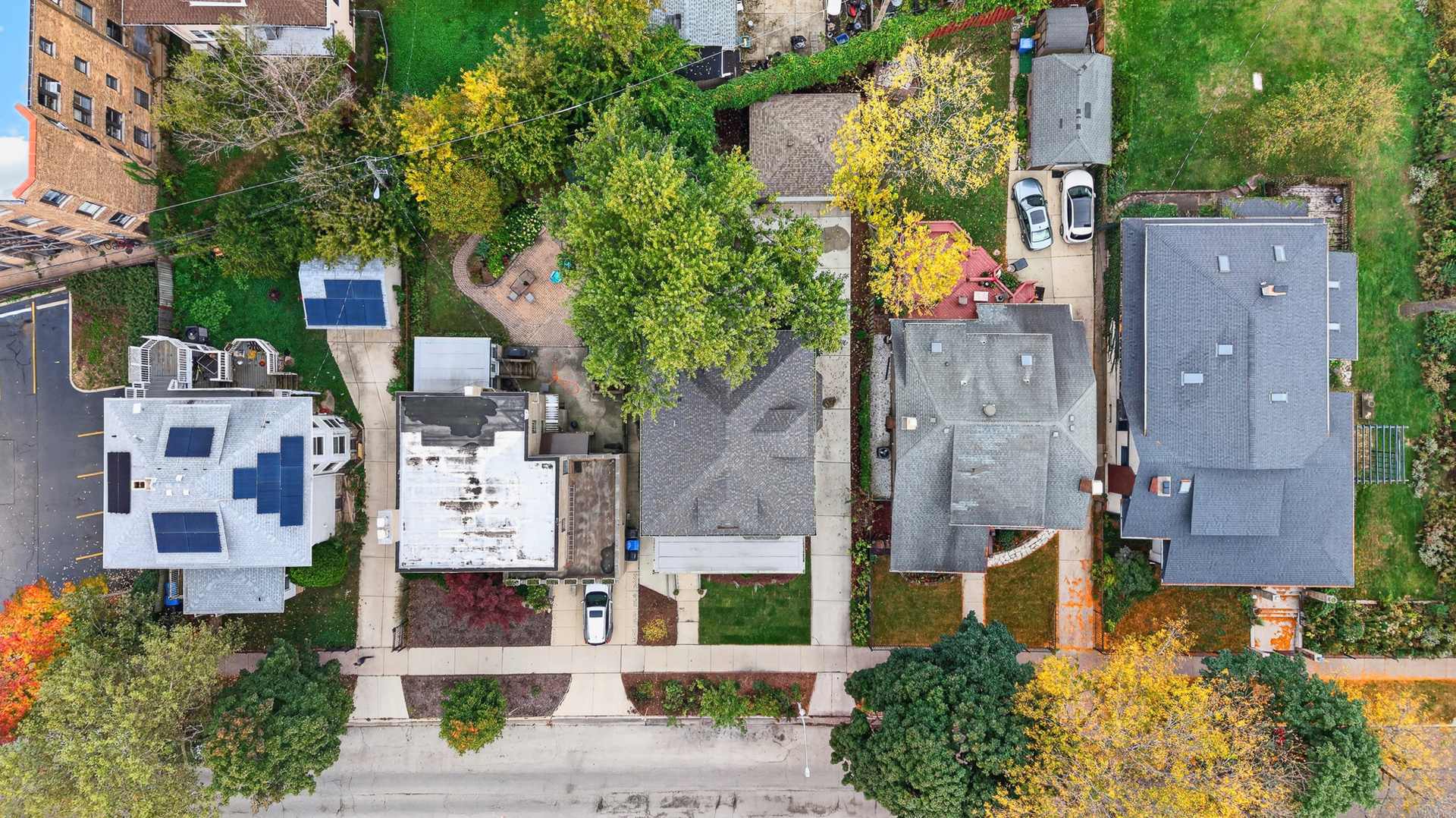 main property photo 35