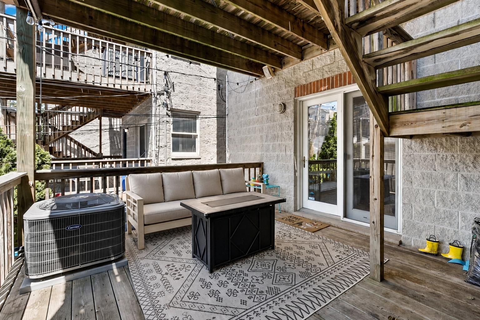 main property photo 21