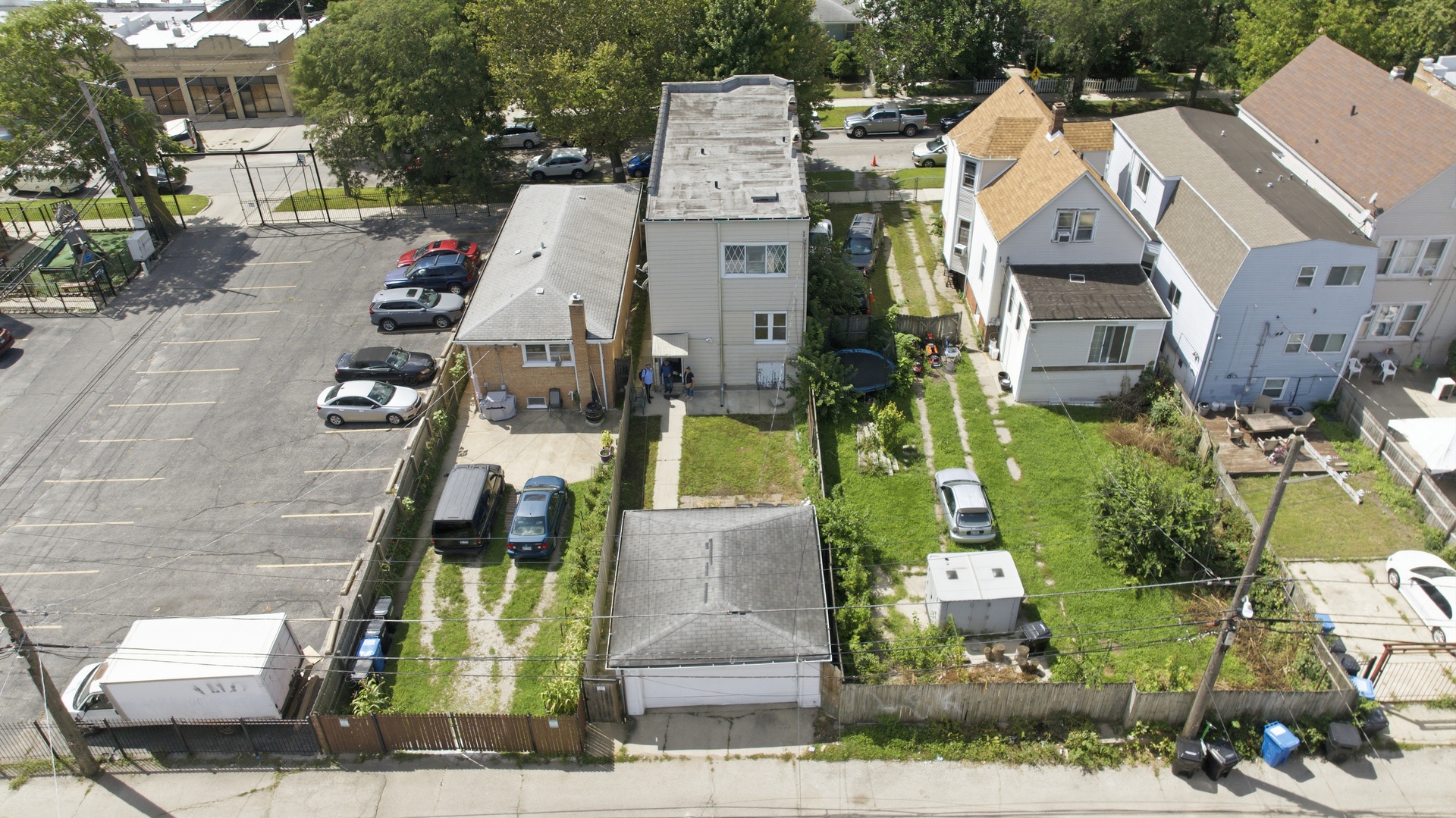 main property photo 30
