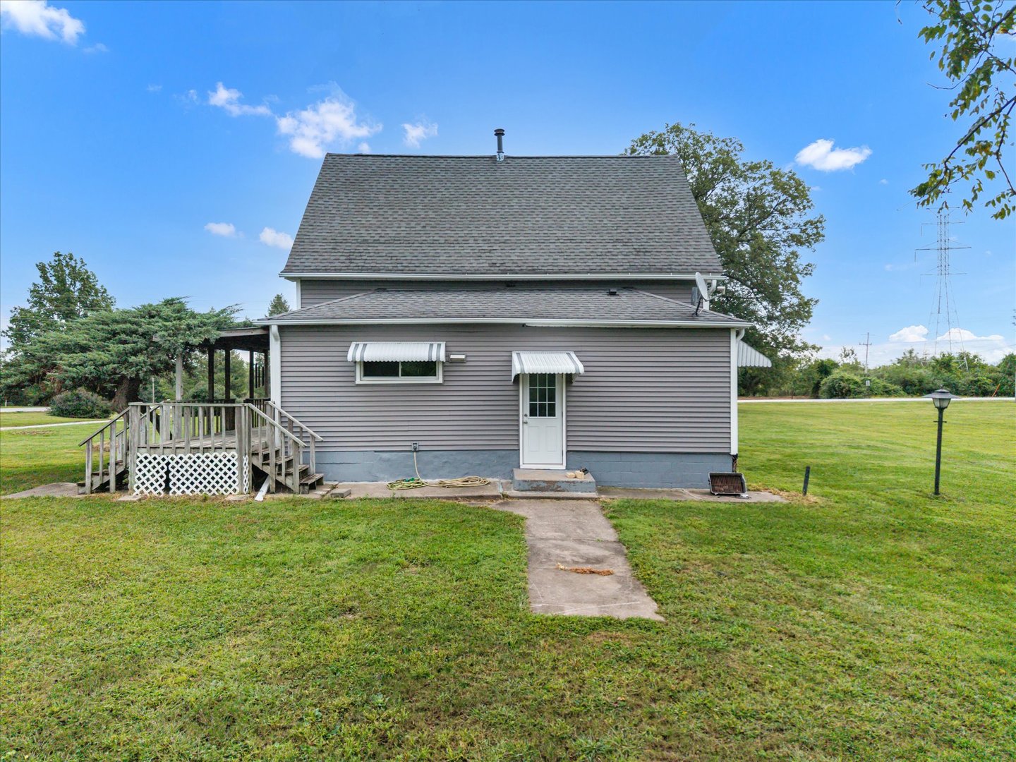 main property photo 34