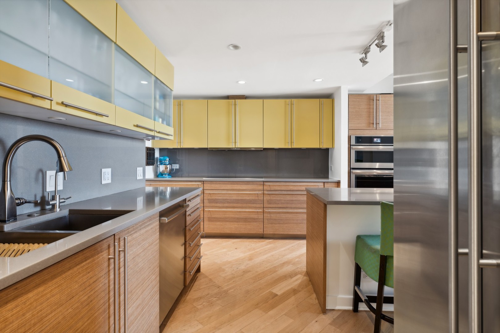 main property photo 8