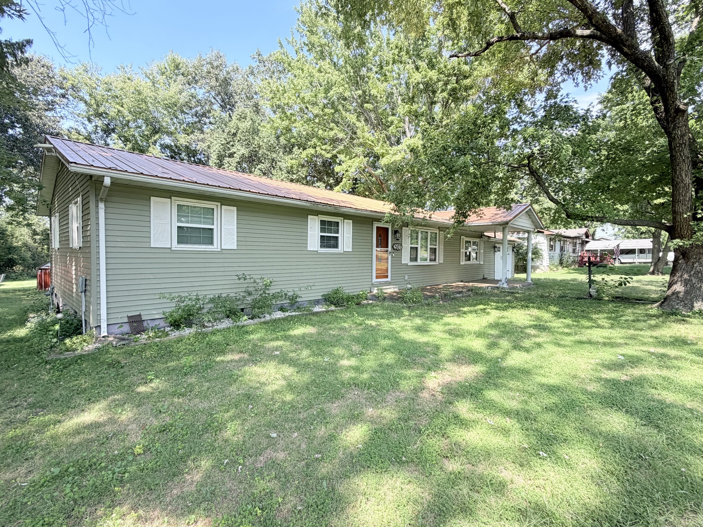 main property photo 5