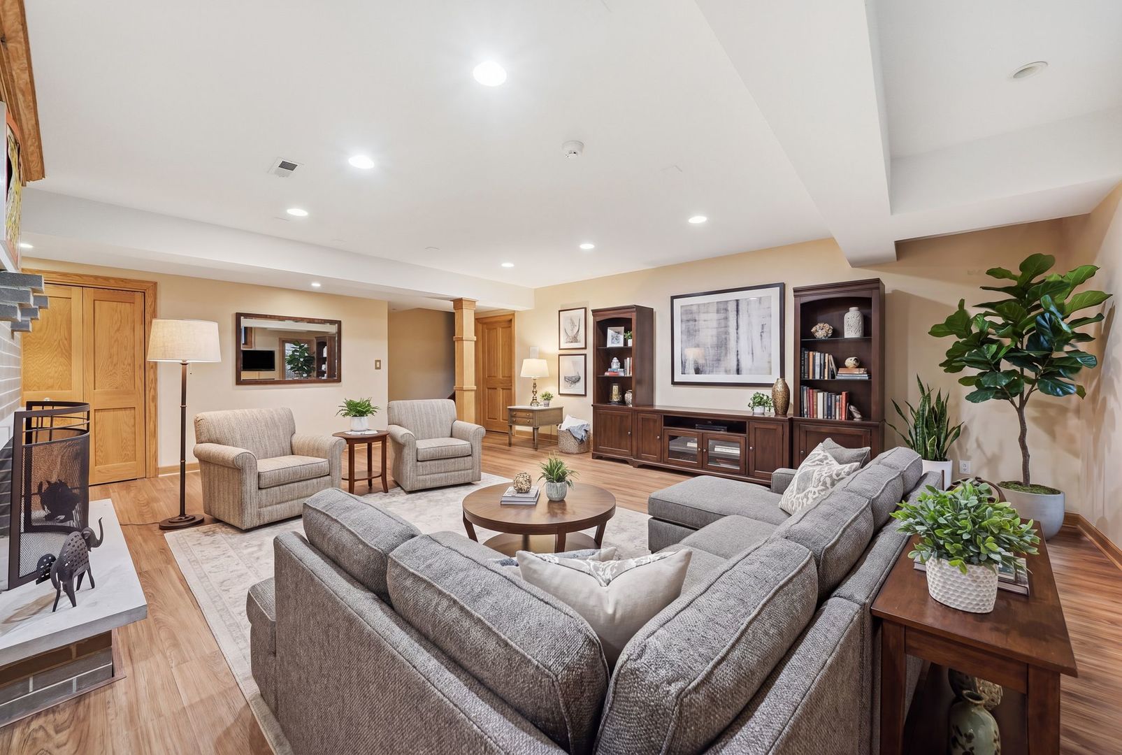 main property photo 60