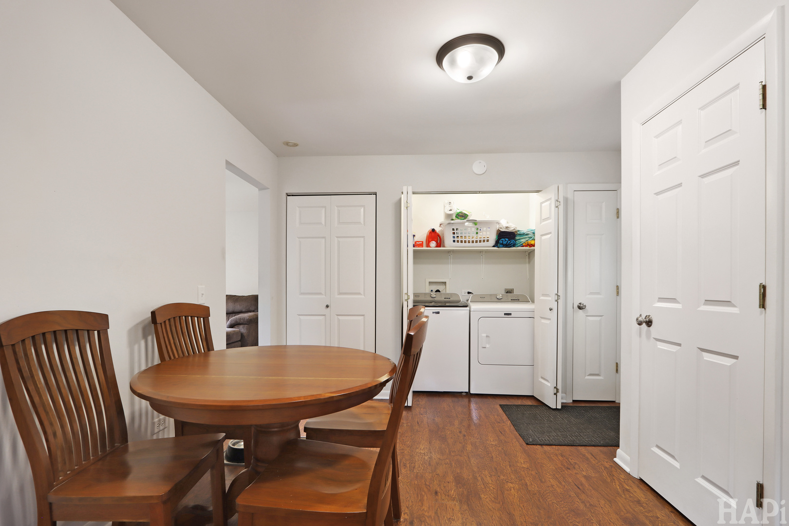 property viewer photo 7