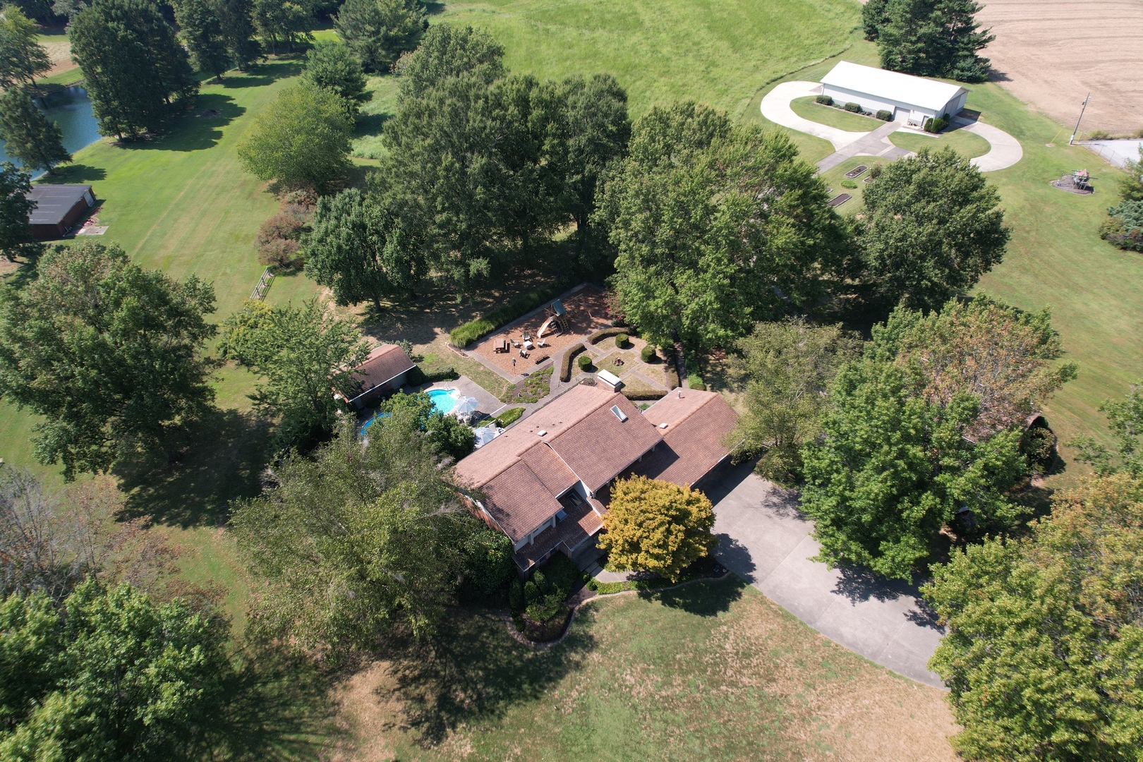 main property photo 36
