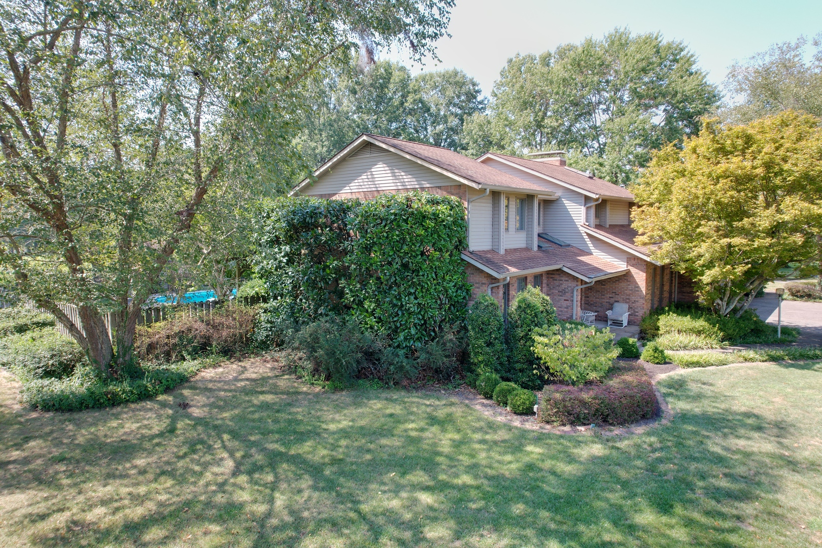main property photo 37