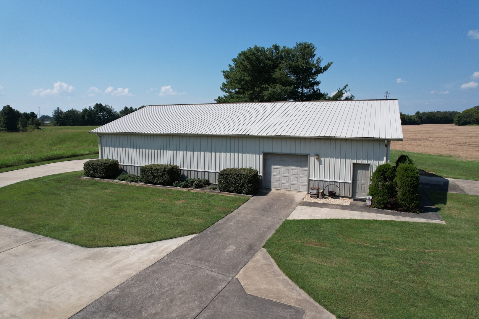 main property photo 42