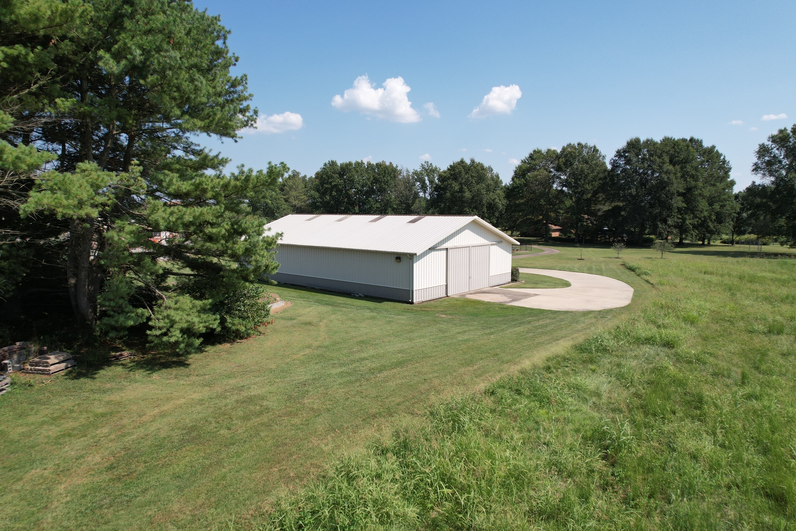 main property photo 44