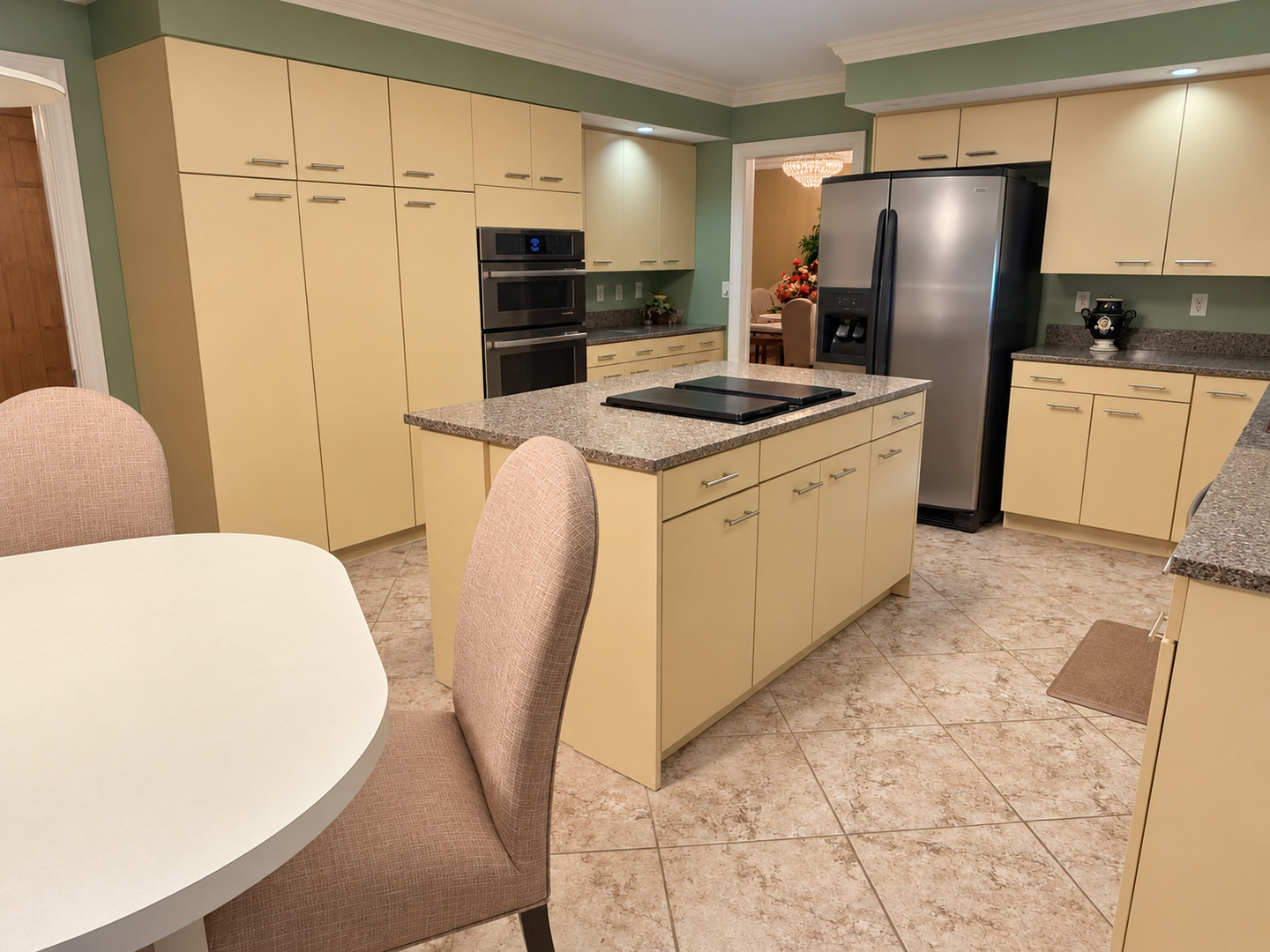 main property photo 6