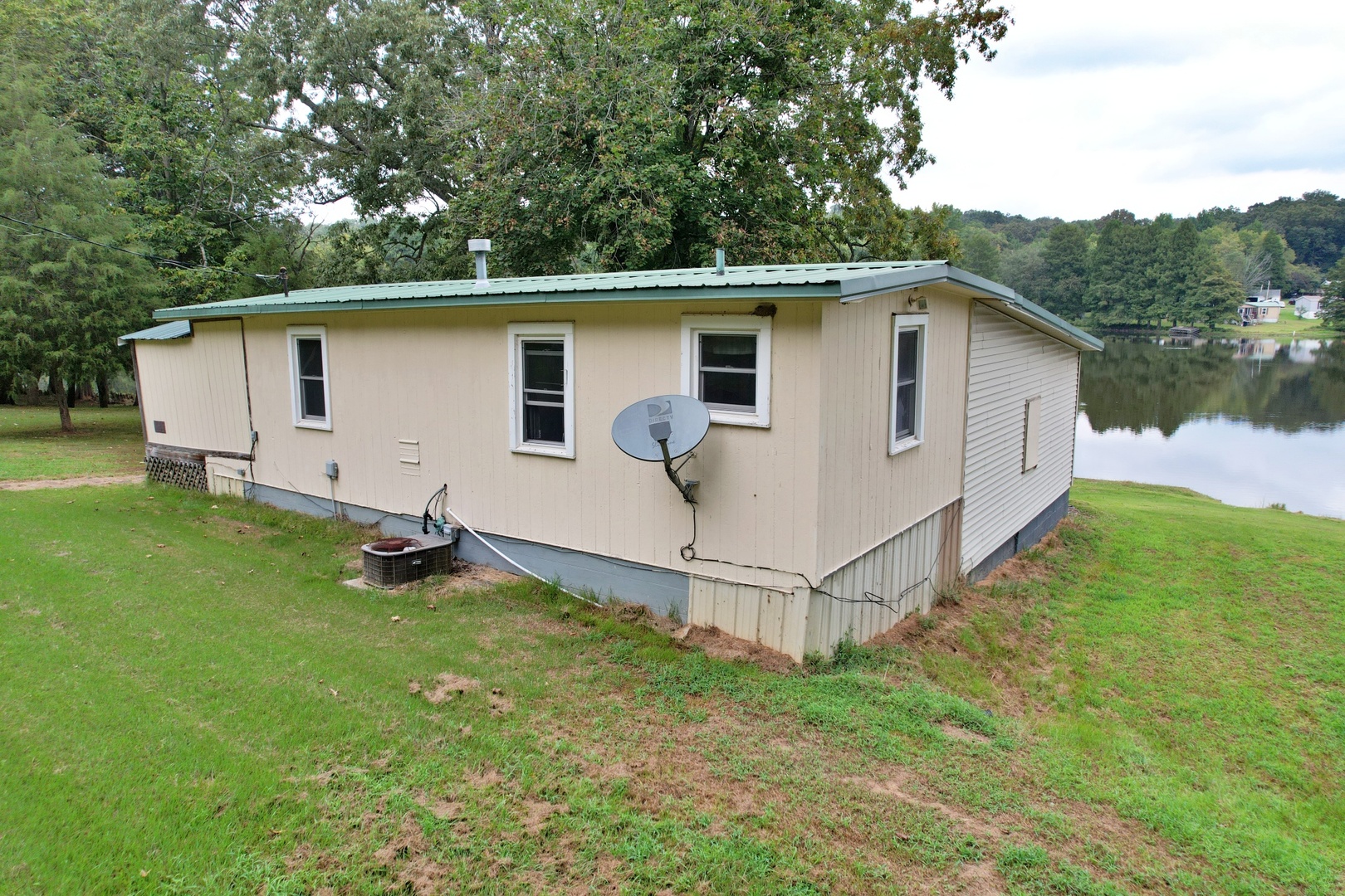 main property photo 7