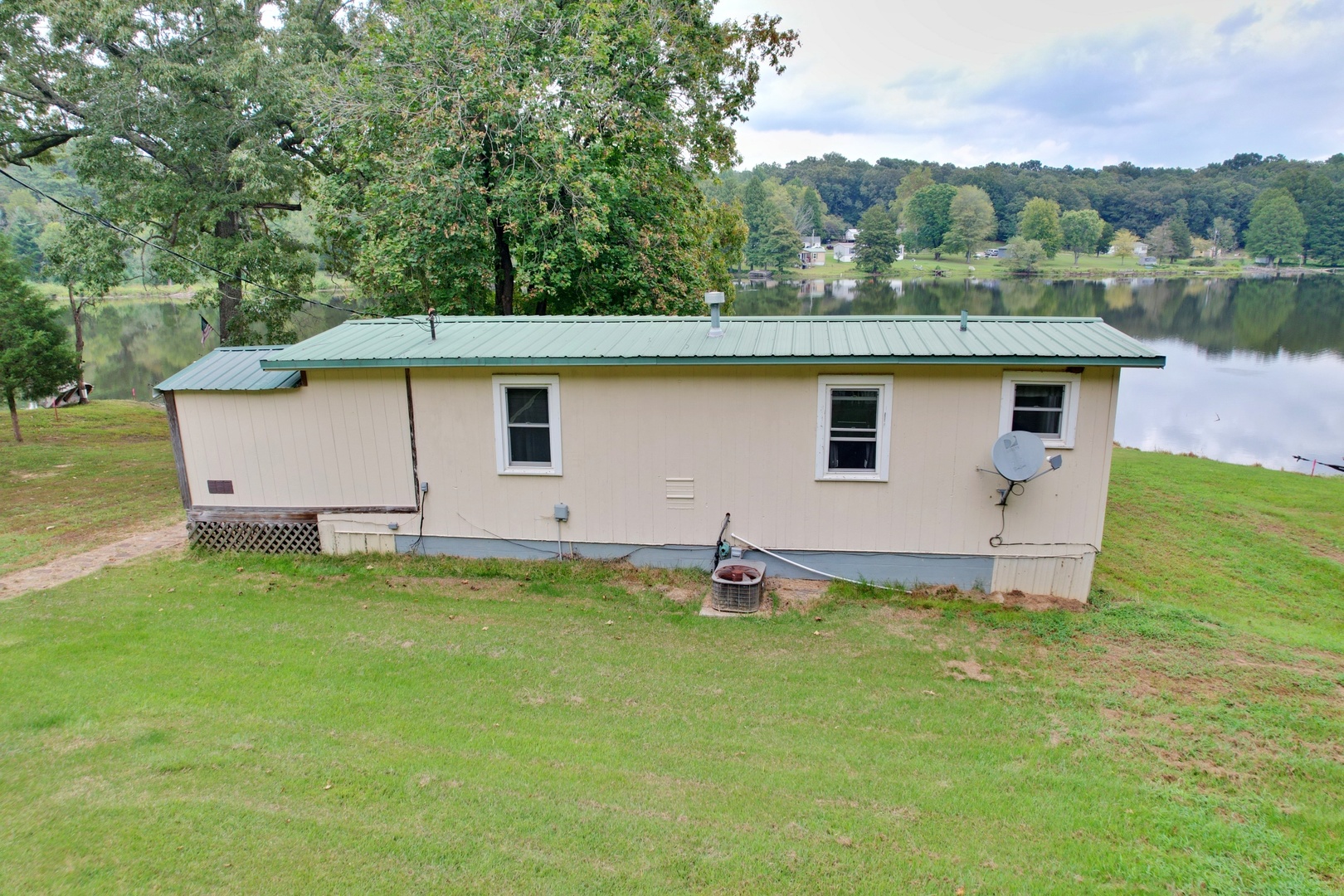main property photo 8
