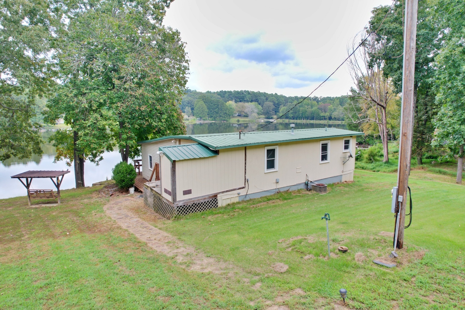 main property photo 9