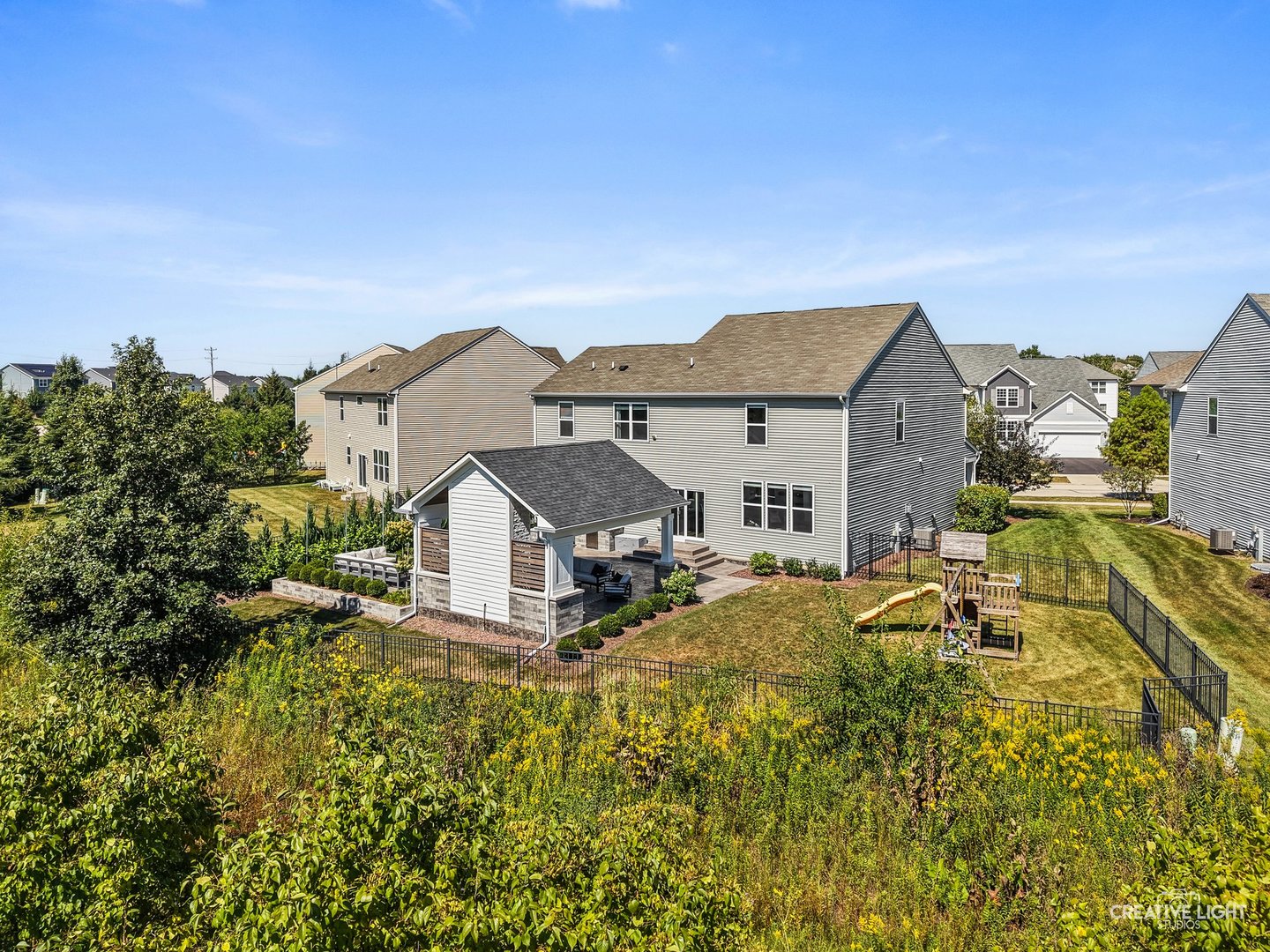main property photo 34