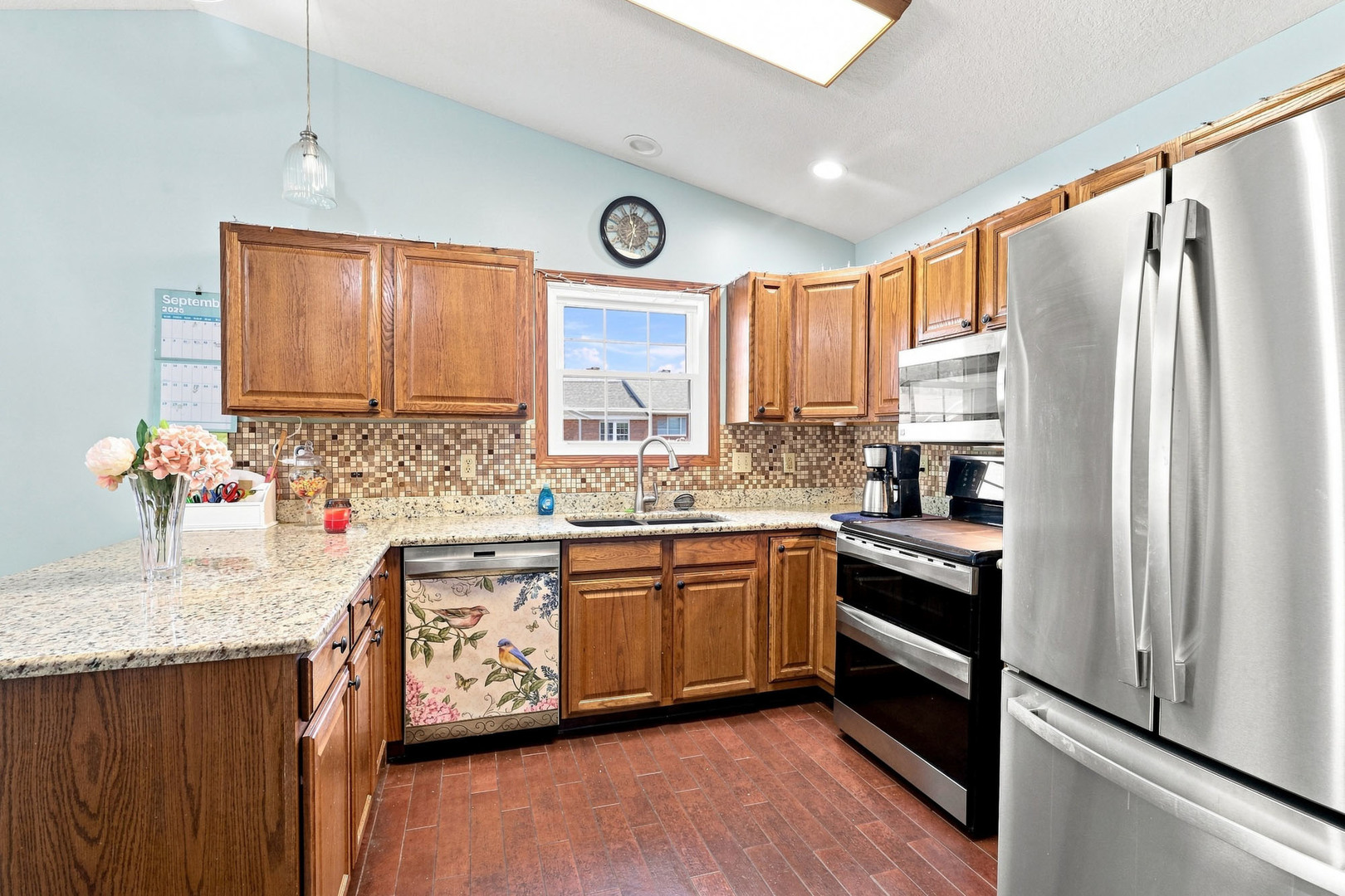 main property photo 7