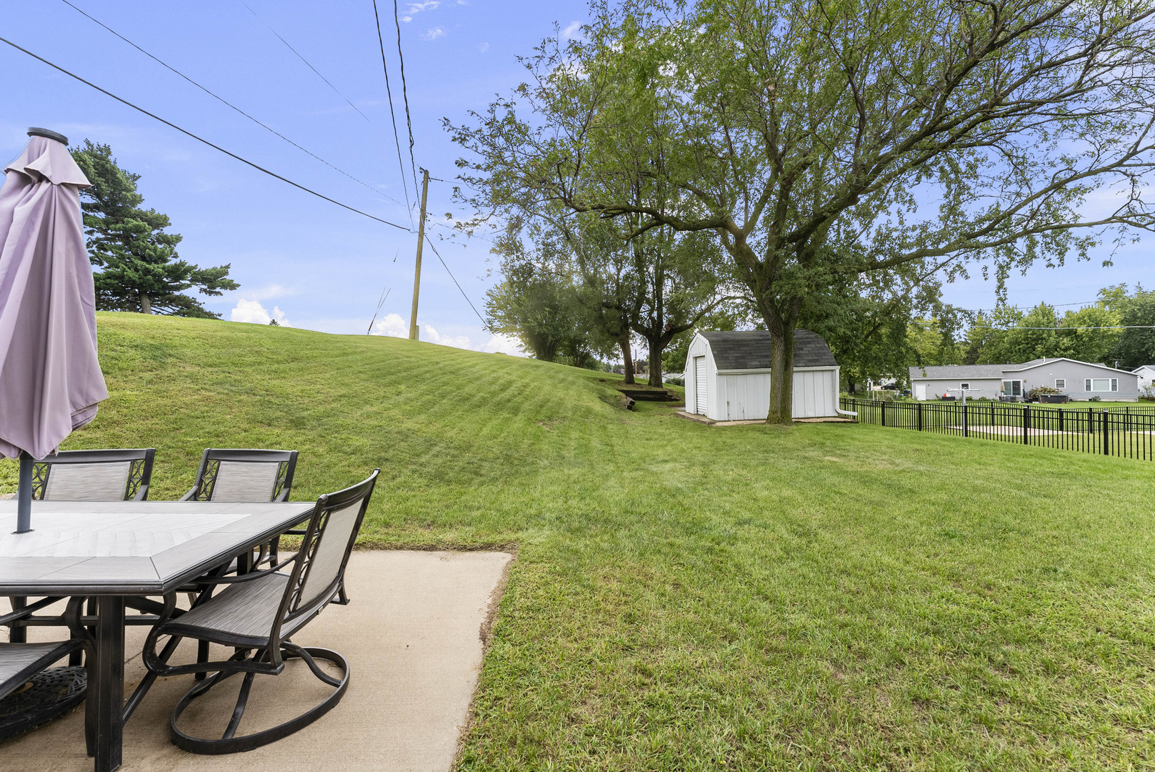 main property photo 27