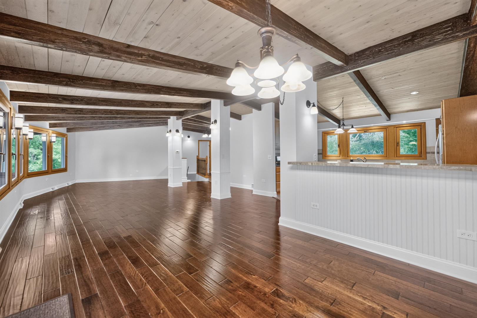 property viewer photo 11