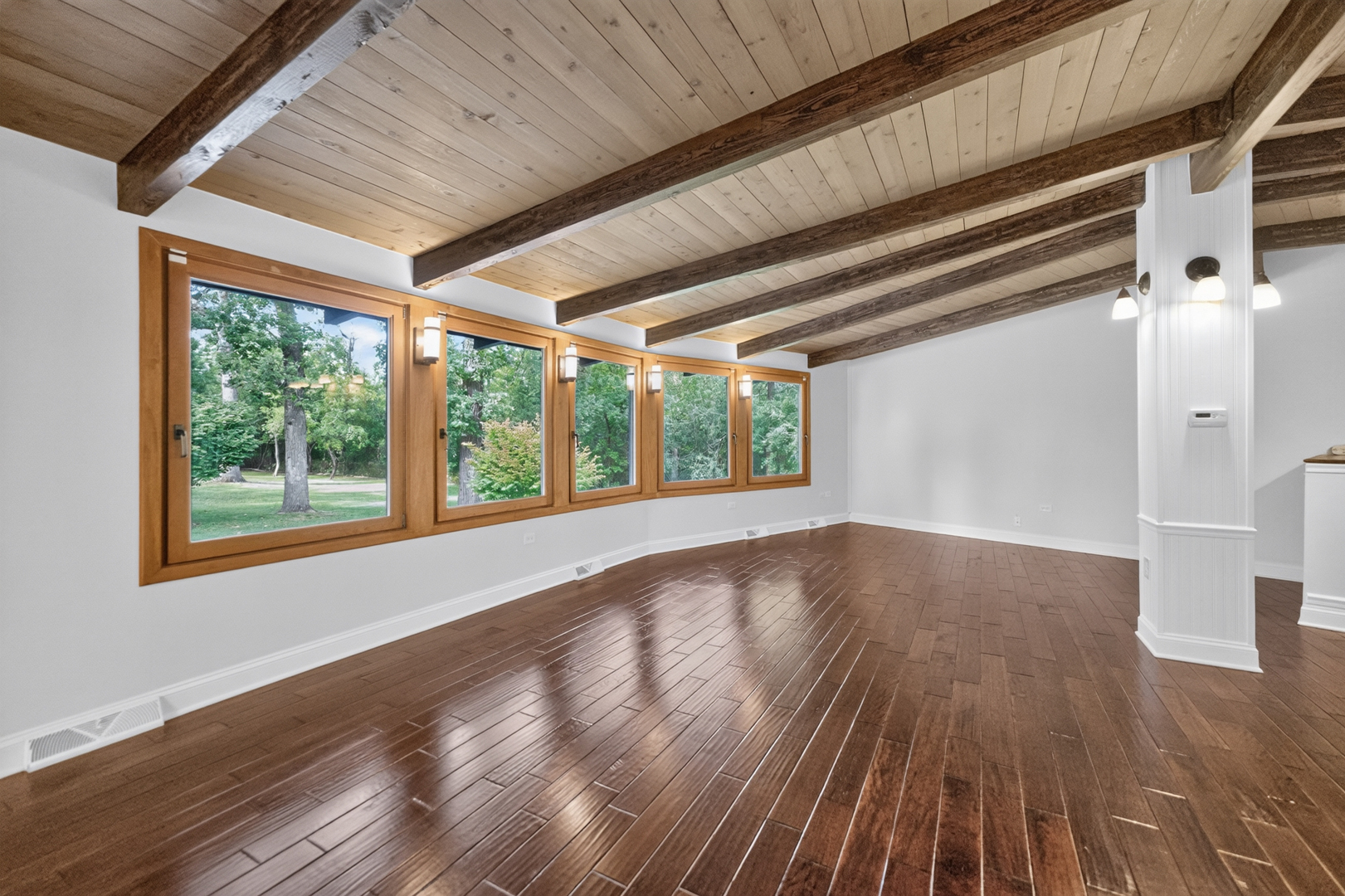 property viewer photo 9