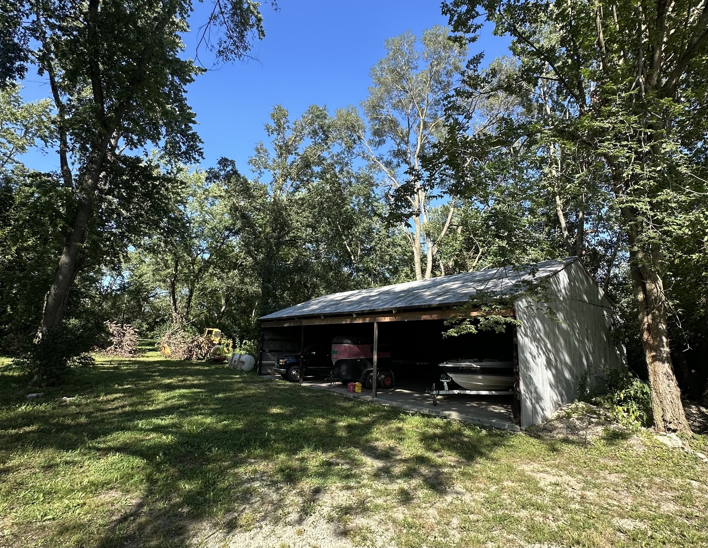 main property photo 4