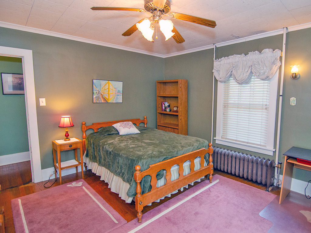main property photo 41