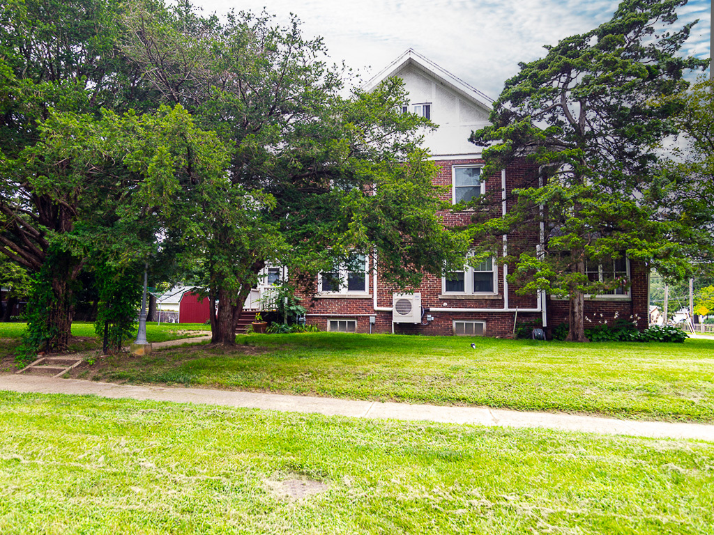 main property photo 82