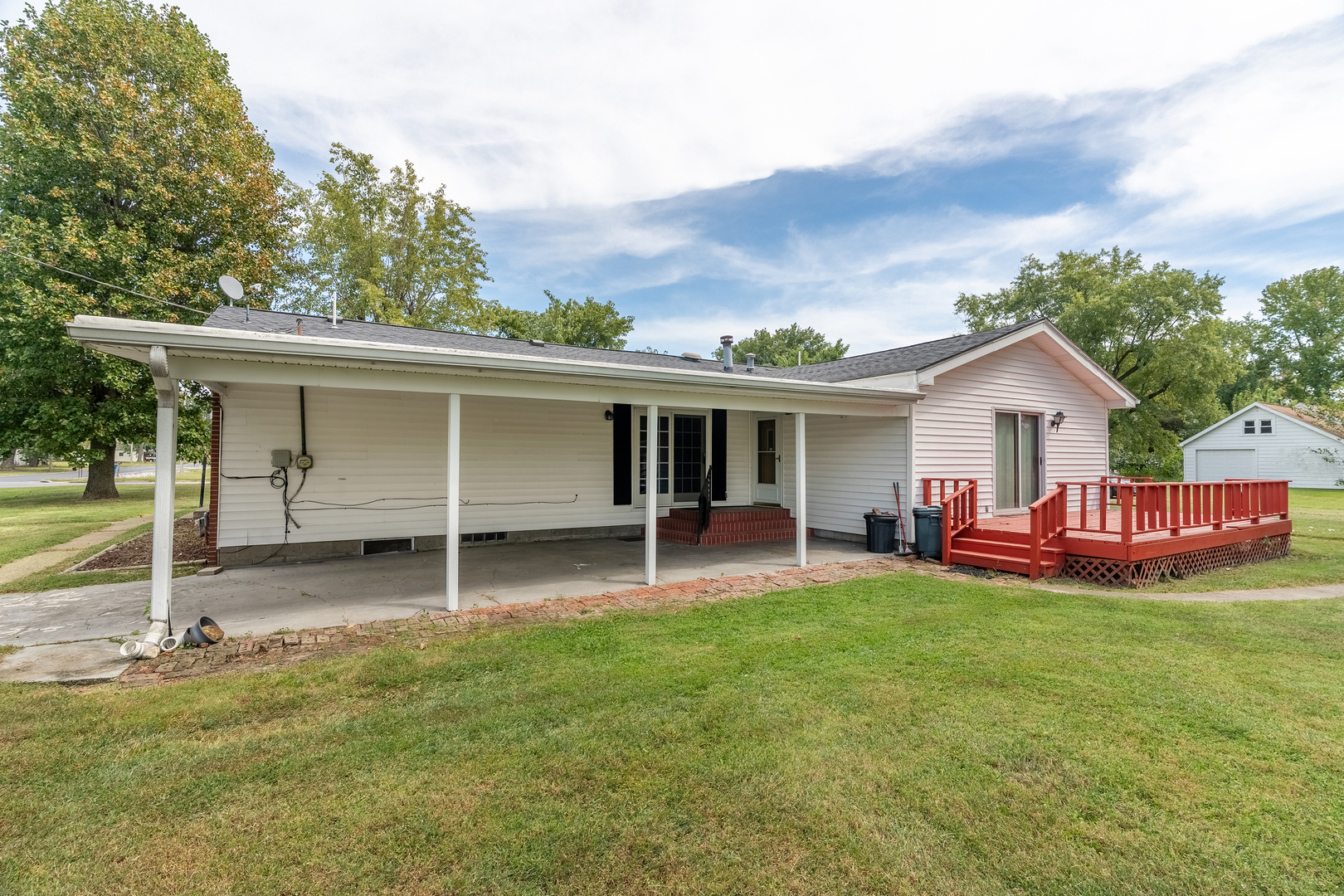 main property photo 26