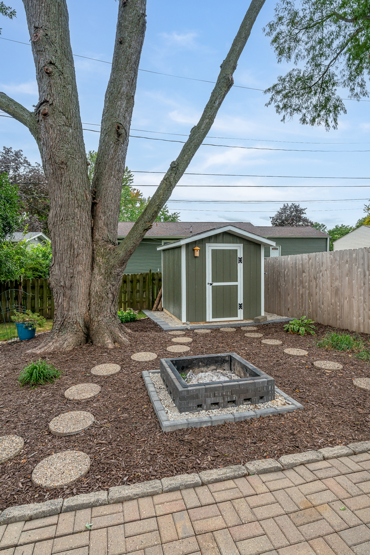main property photo 20