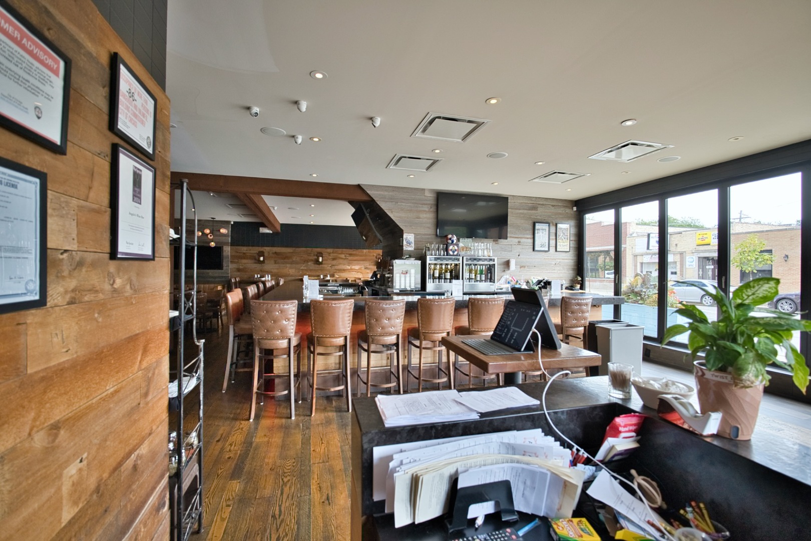 main property photo 9