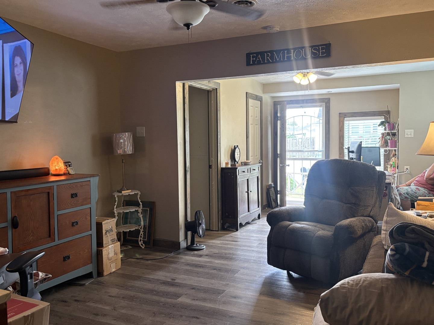 main property photo 5