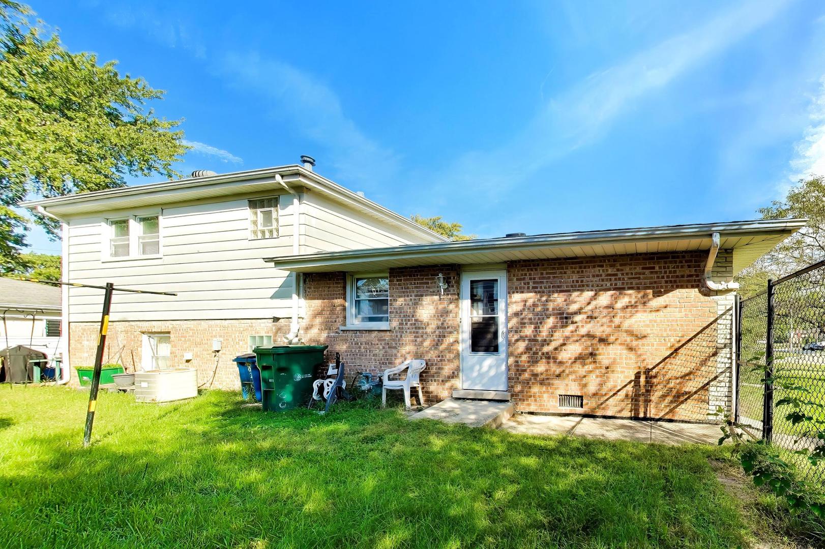 main property photo 31