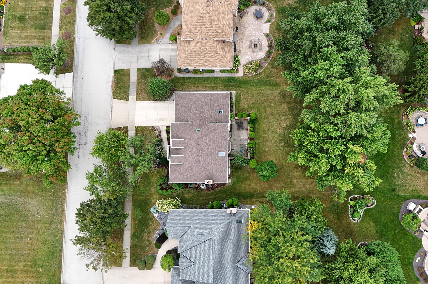 main property photo 20