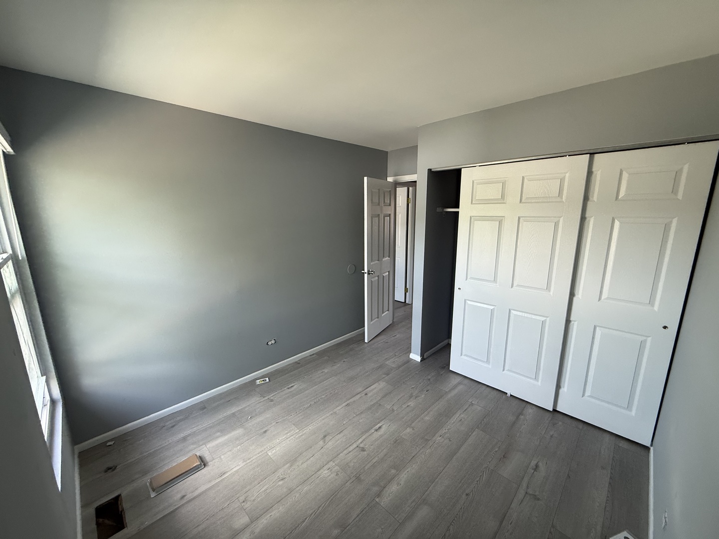 property viewer photo 3