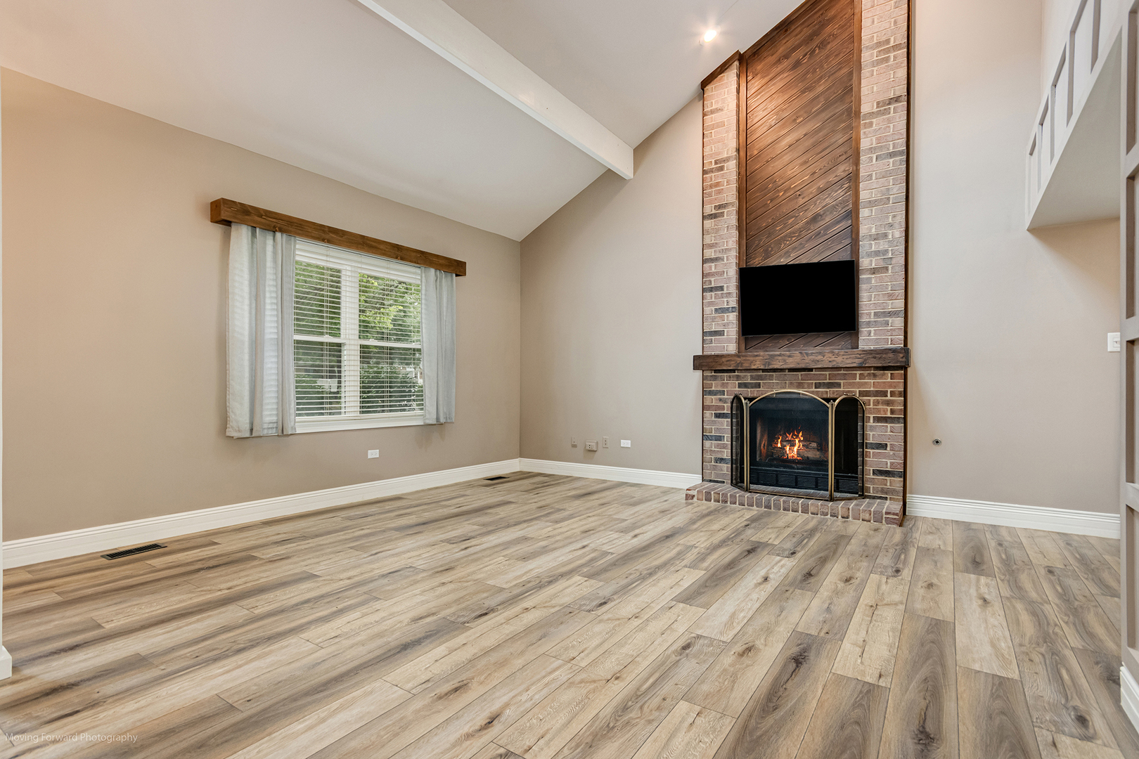 property viewer photo 5