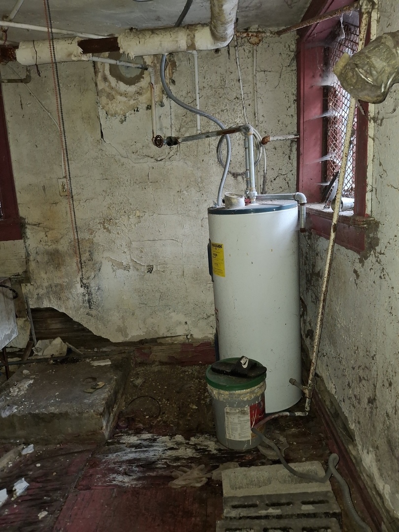 main property photo 44